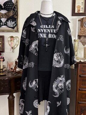 Vintage 90’s mall goth grunge dragon print button down shirt